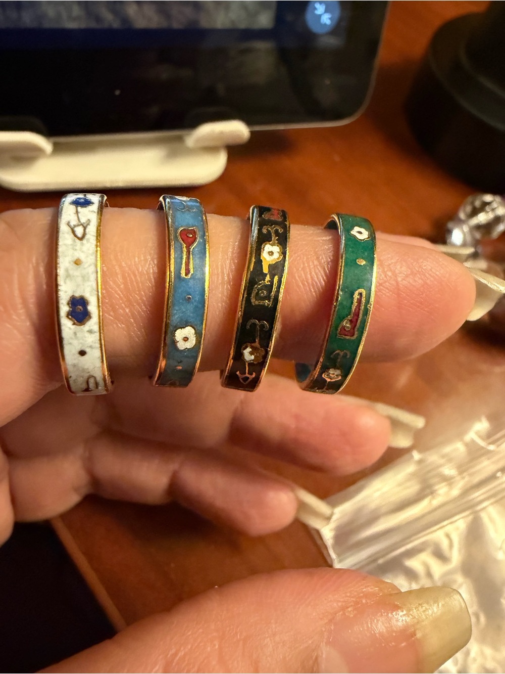 Vintage Cloisonne Enamel Stacking Rings Set 4 Gold Tone Floral Band Boho 7-7-3/4
